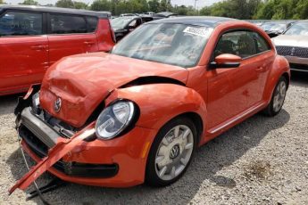 3VWJ17AT4GM617277 | 2016 Volkswagen beetle se