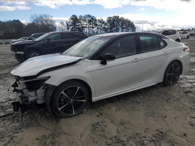 4T1B61HK0JU143037 | 2018 TOYOTA CAMRY XSE