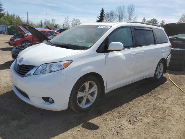 53413094 | 2013 Toyota sienna xle