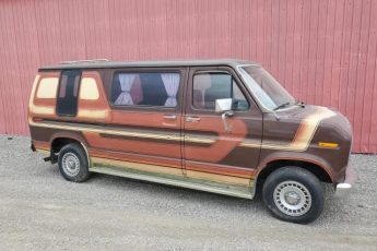 53955944 | 1982 Ford econoline e150 van