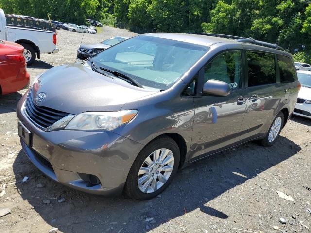 5TDJK3DC9ES074168 | 2014 Toyota sienna le