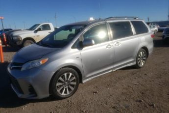 5TDJZ3DC6JS199277 | 2018 TOYOTA SIENNA LE