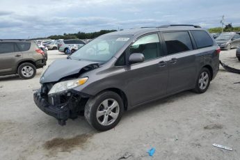 5TDKK3DC5FS610975 | 2015 TOYOTA SIENNA LE