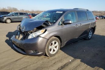 5TDKK3DC7BS123626 | 2011 Toyota sienna le