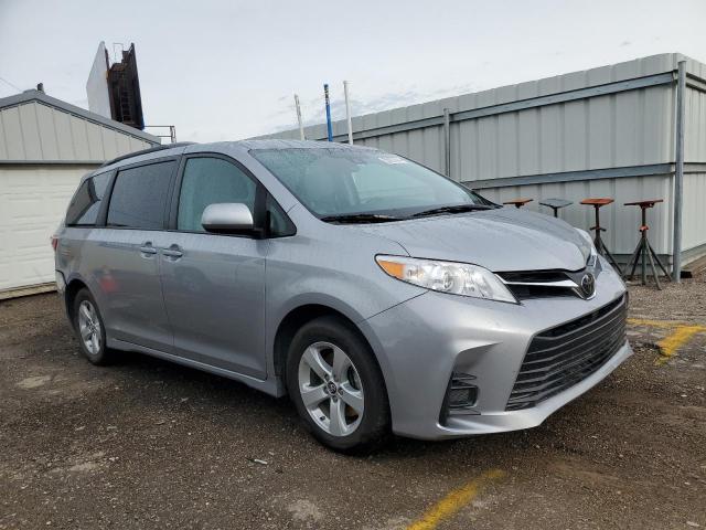 5TDKZ3DC6JS954691 | 2018 Toyota sienna le