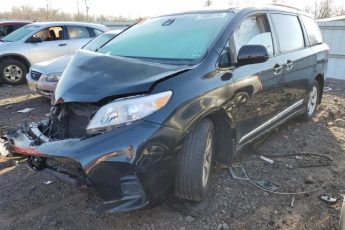 5TDKZ3DC9JS962221 | 2018 TOYOTA SIENNA LE