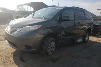 5TDYK3DC7ES483669 | 2014 Toyota sienna xle