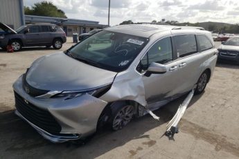 5TDYRKEC2PS137178 | 2023 TOYOTA SIENNA XLE