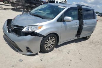 5TDYZ3DC1KS988629 | 2019 Toyota sienna xle