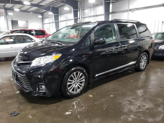 5TDYZ3DCXJS951884 | 2018 TOYOTA SIENNA XLE