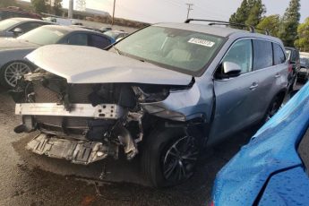 5TDZZRFH9KS300649 | 2019 TOYOTA HIGHLANDER