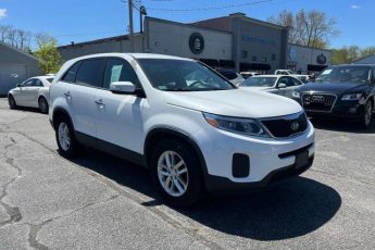 5XYKT3A68FG592612 | 2015 KIA sorento lx