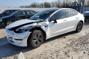 5YJ3E1EA2NF349983 | 2022 TESLA MODEL 3