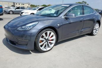 5YJ3E1EB9JF079444 | 2018 TESLA MODEL 3