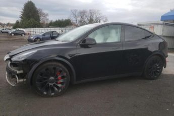 7SAYGDEF0NF375949 | 2022 TESLA MODEL Y