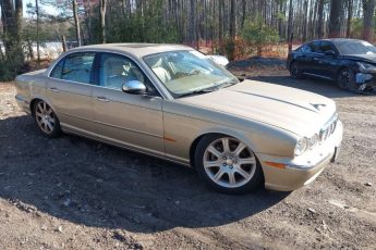 SAJWA74C64SG23142 | 2004 JAGUAR XJ