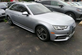 WAUENAF40JA110529 | 2018 AUDI A4