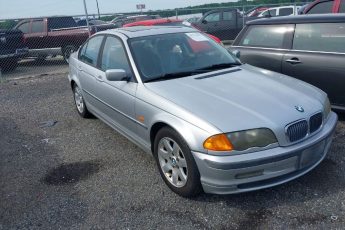 WBAAM334XYCA92852 | 2000 BMW 323I