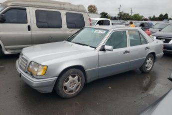 WDBEA32EXSC256868 | 1995 MERCEDES-BENZ E 320 BASE