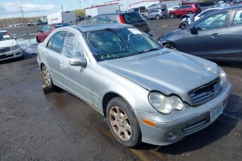 WDBRF81J75F707269 | 2005 MERCEDES-BENZ C 240