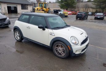 WMWMF7C54ATZ70768 | 2010 MINI COOPER S