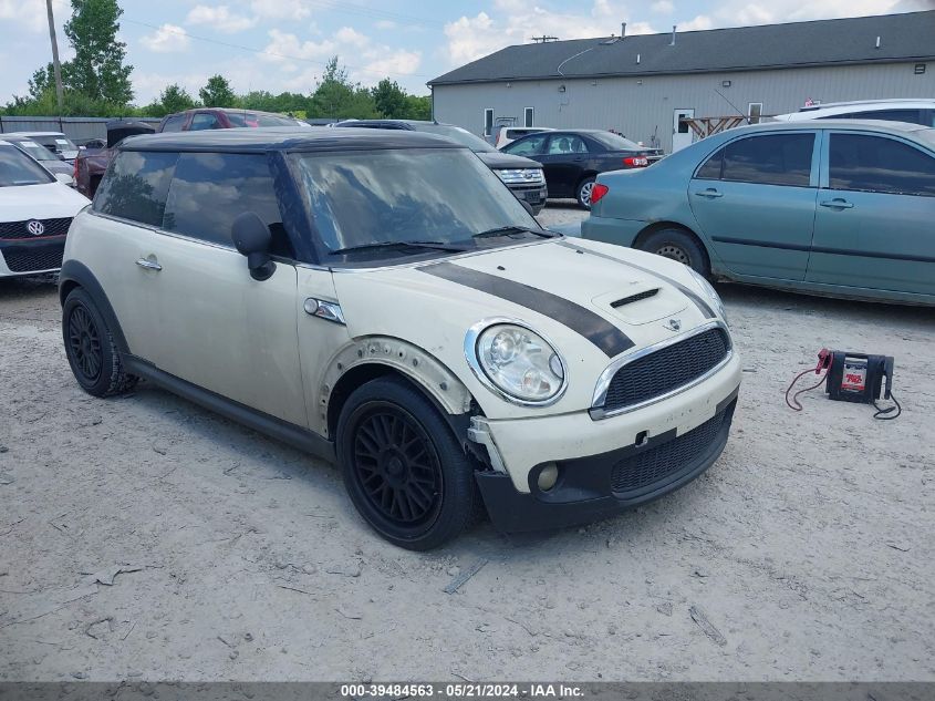 WMWMF7C56ATZ70027 | 2010 MINI COOPER S