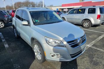 WVGAV7AX7AW000906 | 2010 VOLKSWAGEN TIGUAN