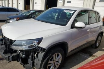 WVGAV7AX9CW577469 | 2012 Volkswagen tiguan s