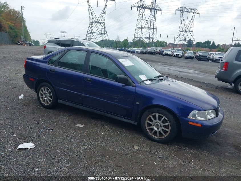 YV1VS275X4F085603 | 2004 VOLVO S40