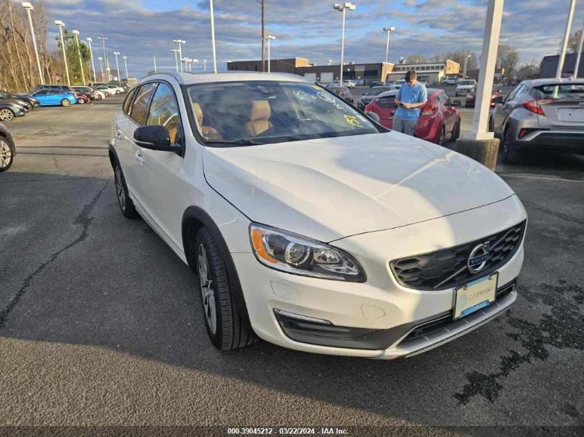 YV4612HM5F1001879 | 2015 VOLVO V60 CROSS COUNTRY