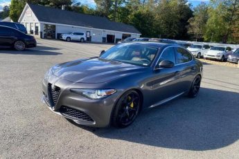 ZARFAEDN0H7547885 | 2017 ALFA ROMEO GIULIA Q4