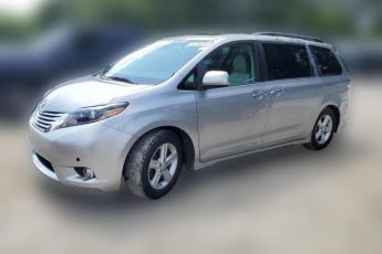 5TDXZ3DC1JS947413 | 2018 Toyota sienna se