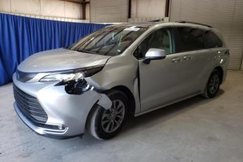 5TDYRKEC6PS171074 | 2023 Toyota sienna xle