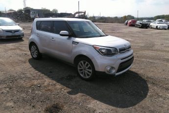 KNDJP3A56J7567088 | 2018 KIA SOUL