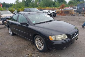 YV1RH592152455768 | 2005 VOLVO S60