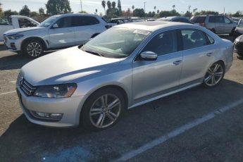 1VWBT7A34FC023058 | 2015 VOLKSWAGEN PASSAT SE