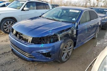 1VWDT7A38HC004413 | 2017 VOLKSWAGEN PASSAT R-L