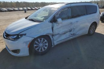 2C4RC1BG7HR613698 | 2017 CHRYSLER PACIFICA T