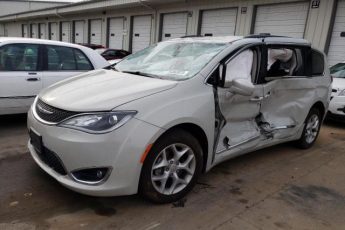 2C4RC1BG8HR628646 | 2017 CHRYSLER PACIFICA T