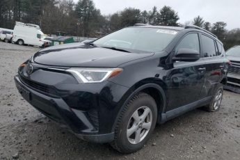 2T3BFREV3JW797695 | 2018 TOYOTA RAV4 LE