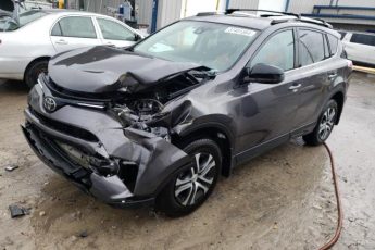 2T3ZFREV9HW357683 | 2017 TOYOTA RAV4 LE