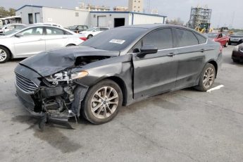 3FA6P0HD7KR247215 | 2019 FORD FUSION SE