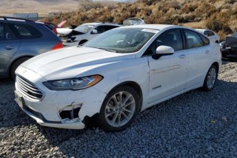 3FA6P0LU4KR207939 | 2019 FORD FUSION SE