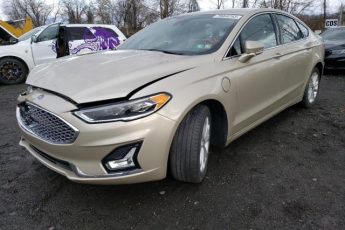 3FA6P0SU3KR158850 | 2019 FORD FUSION TIT