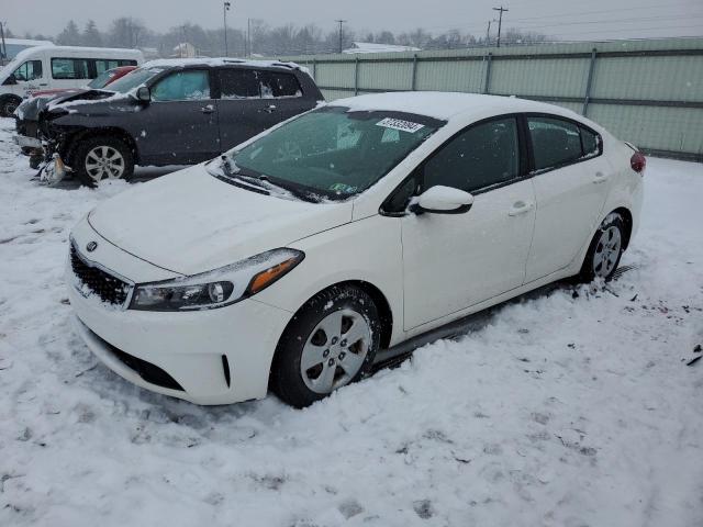 3KPFK4A70JE272564 | 2018 KIA FORTE LX