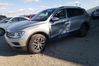 3VV2B7AX0KM101760 | 2019 VOLKSWAGEN TIGUAN SE