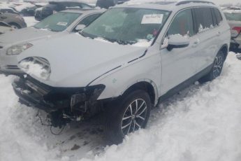 3VV2B7AX8KM009778 | 2019 VOLKSWAGEN TIGUAN SE