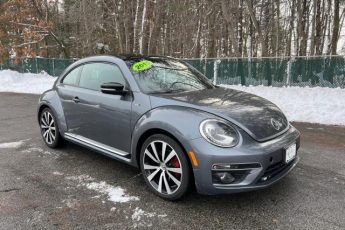 3VWVT7AT7FM624024 | 2015 VOLKSWAGEN BEETLE R-L