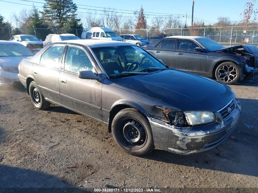 4T1BG28K7YU937501 | 2000 TOYOTA CAMRY