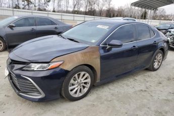 4T1C11AK4MU611501 | 2021 TOYOTA CAMRY LE